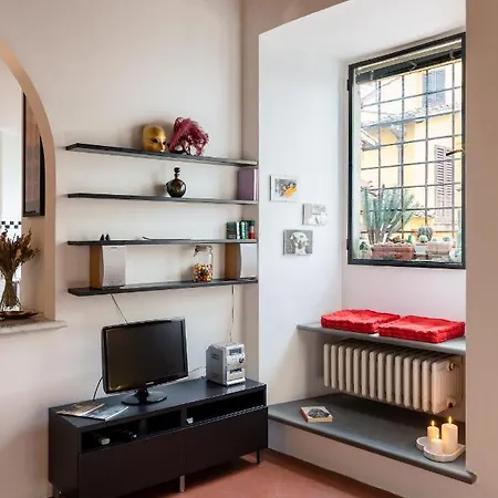 Santa Trinita - Flo Appartement *