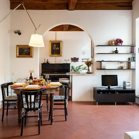 Santa Trinita - Flo Apartmán Florencie