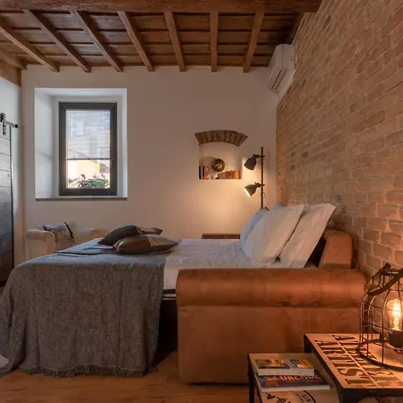 Santa Trinita - Flo Apartmán